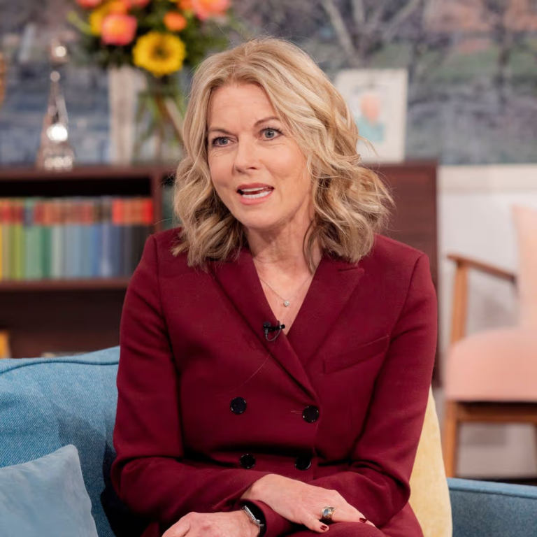 mary nightingale eyes
