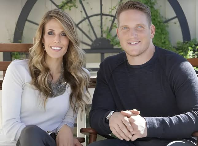 "aj hawk wife"