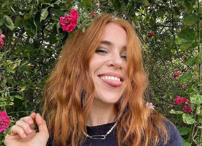 "angela scanlon net worth"